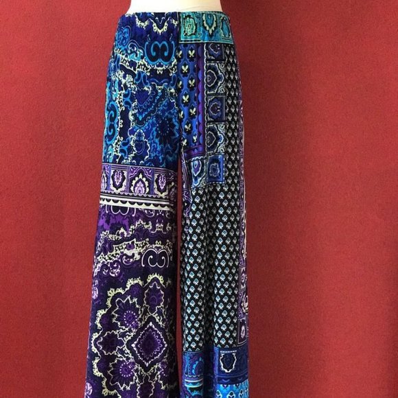 Chico's Patchwork Blue/Purple Mandala Wide Leg 3 - Picture 7 of 7